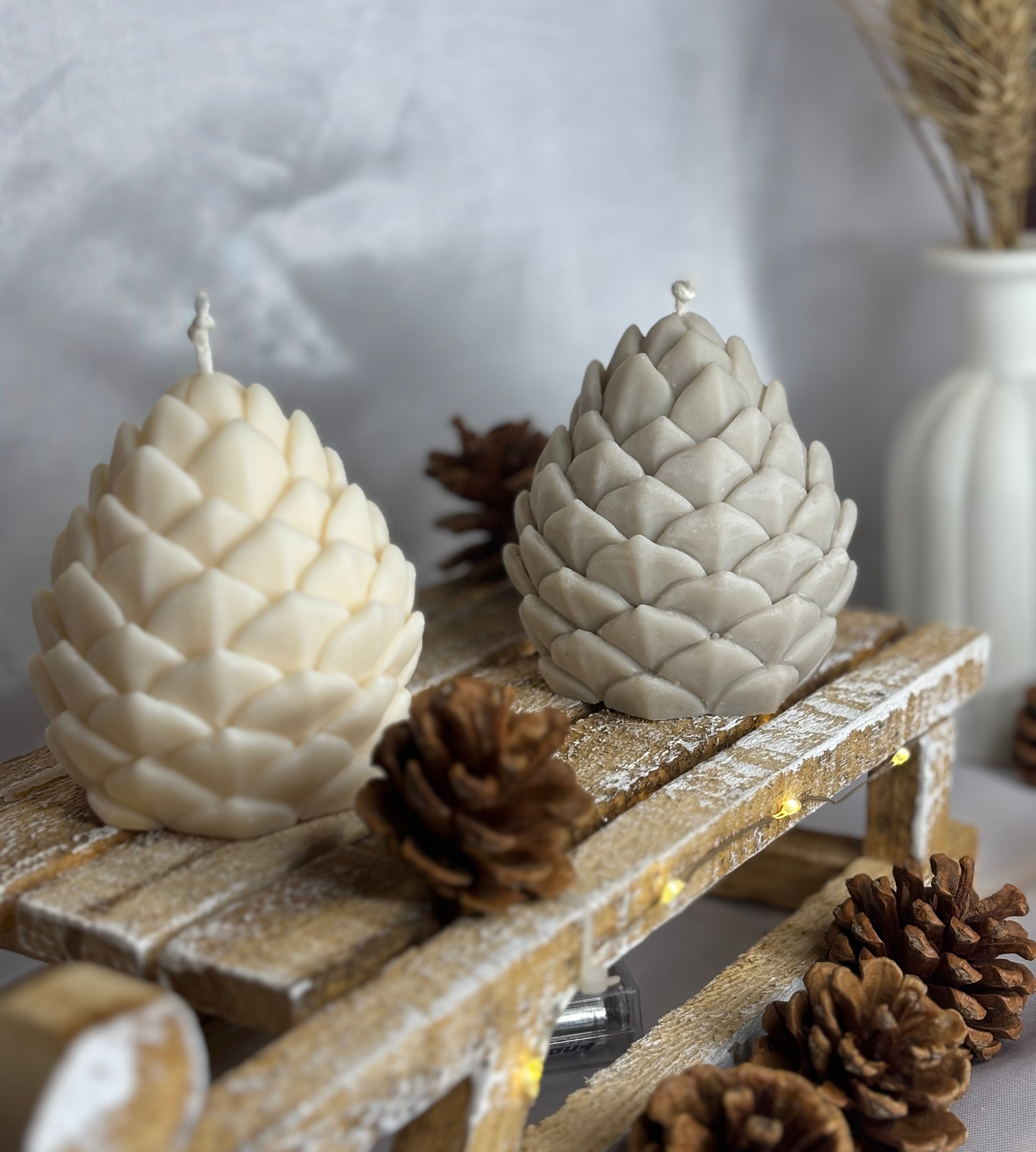 Bougie sculpturale Pigne de pin